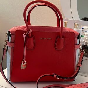 Brand new without tags Michael Kors Satchel multicolor